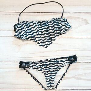 🇺🇸  Reef Womens Blue And White Tie Dye Ruffle Front Crochet Sides Bikini  💥